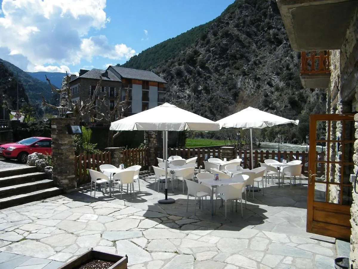 Hotel Lamoga Llavorsi 2*,