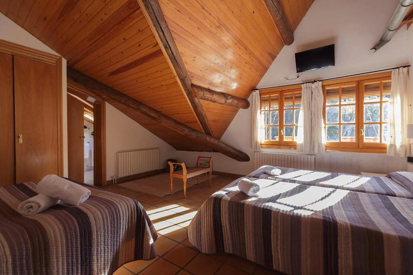 **  Hotel Lamoga Llavorsi Spain